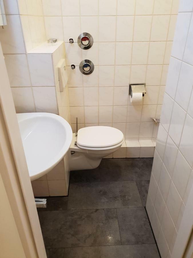Studio Apartment In Zentraler Lage Mayence Extérieur photo